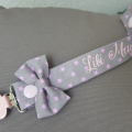 Attache tetine grise rose etoile