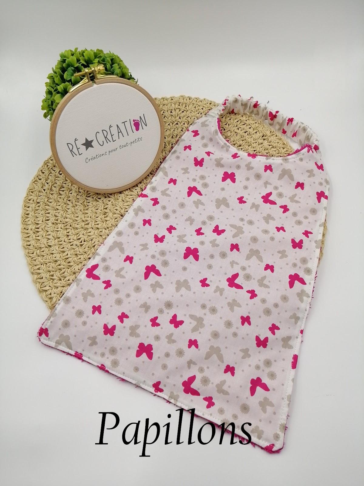 Bavoir serviette maternelle papillon fuschia 1