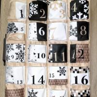 Calendrier de l avent flocon noir blanc beige